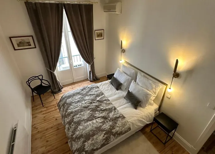 Eugenie Apartamento *